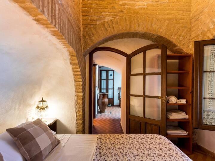 Historic House In The City Center Sevilla Bagian luar foto